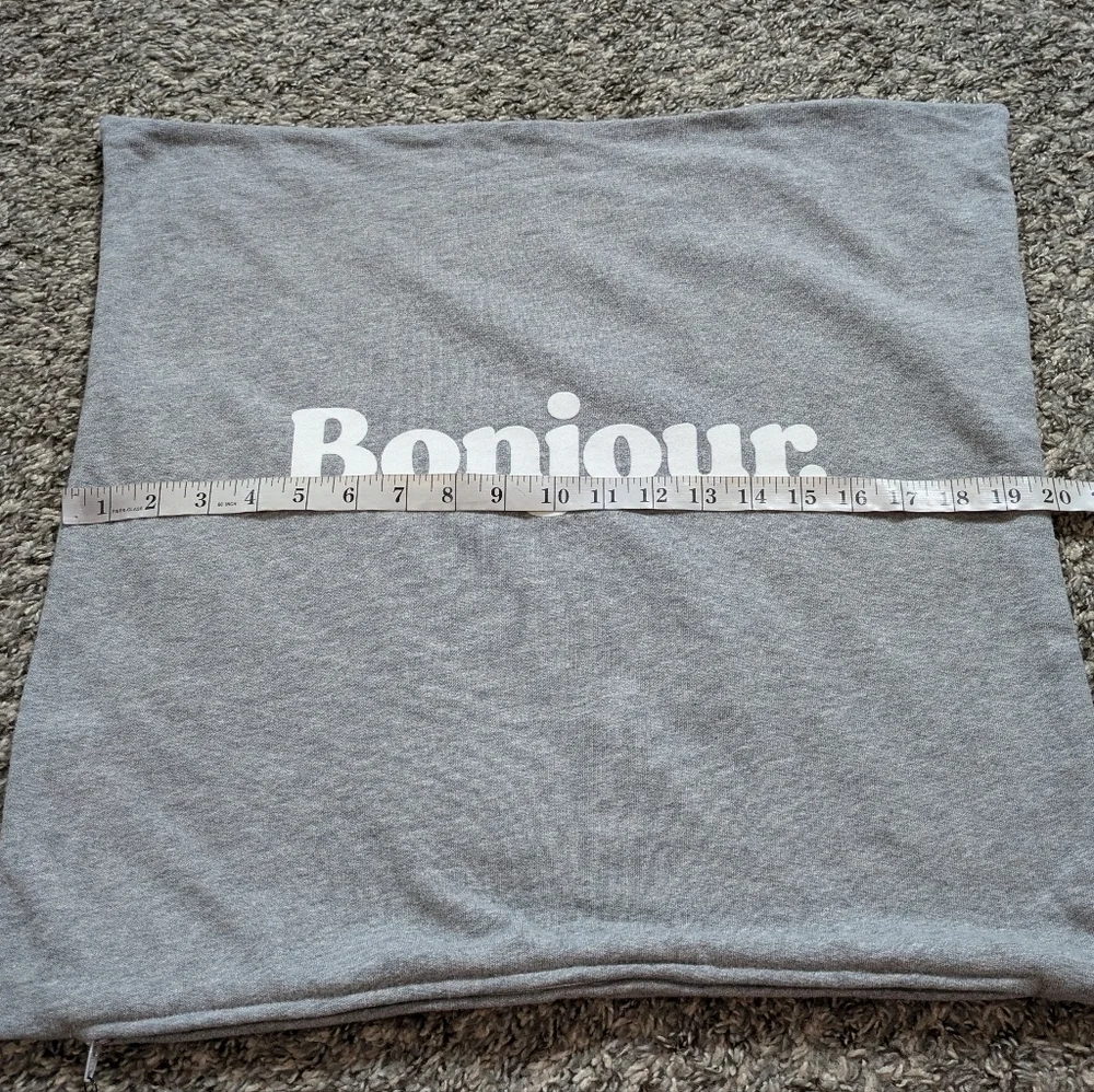 NWT Province of Canada for The Jilly Box grey bonjour pillow case